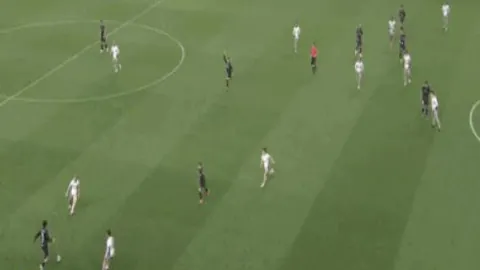 国足角逐俄罗世预赛亚洲区12强赛表现回顾